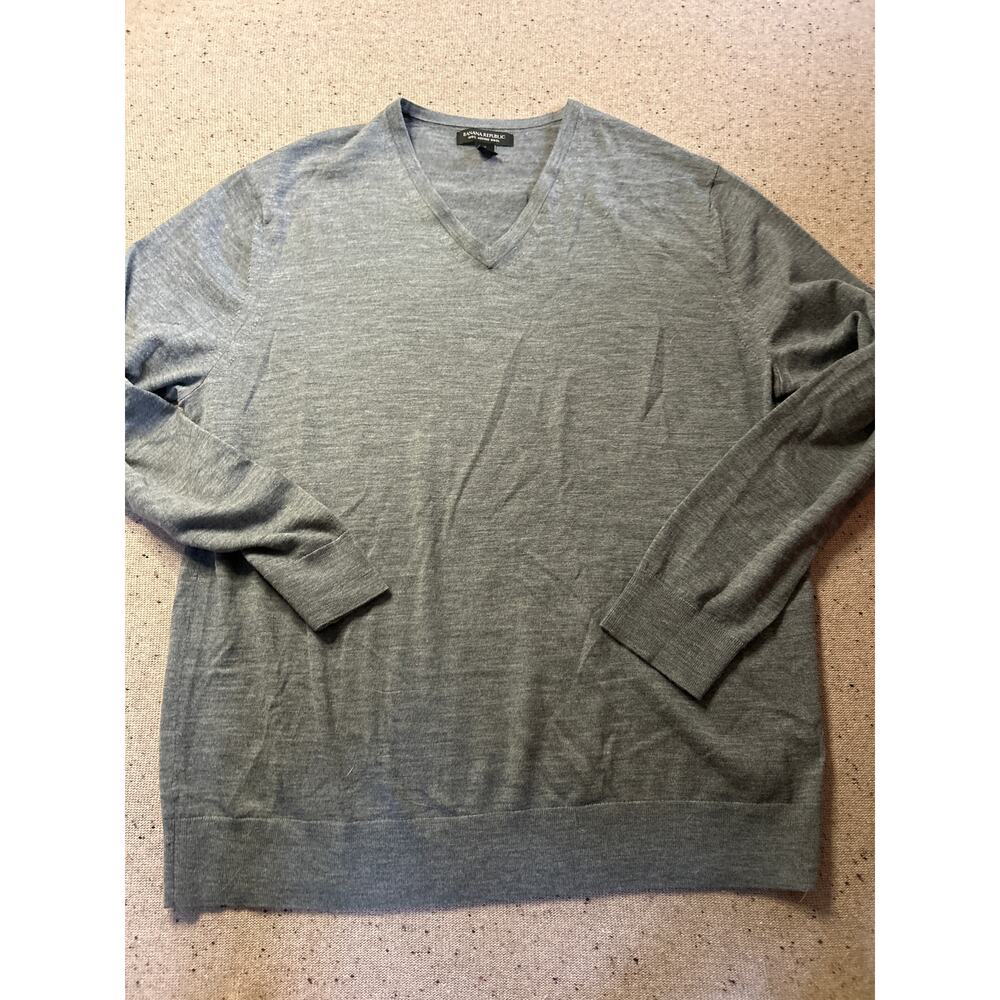 Banana Republic Merino Wool V-Neck Sweater Men's Gray XL Lightweight Layer